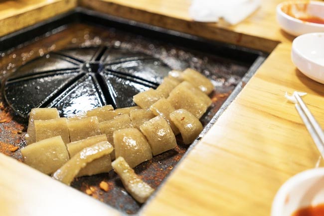 Da heo nướng, món nhậu cực “bén” tại Hàn Quốc 