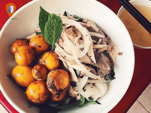 CHƯA THỬ 7 MÓN ĂN VẶT NỔI TIẾNG SAU ĐÂY THÌ ĐỪNG TỰ XƯNG ĐÃ ĐẾN ĐÀ LẠT