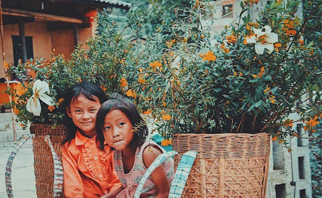 Ngẩn ngơ trước ngôi làng giữa lòng Hà Giang, tưởng chừng chỉ có trong thế giới cổ tích