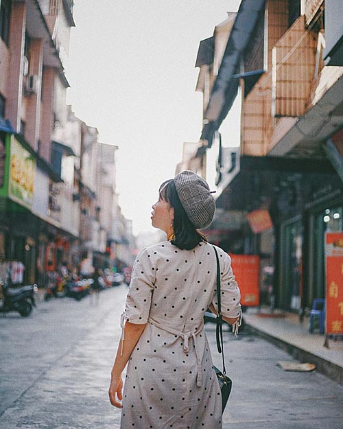 Hà Khẩu 'chiếm sóng' du lịch hè, thế chỗ Phượng Hoàng cổ trấn