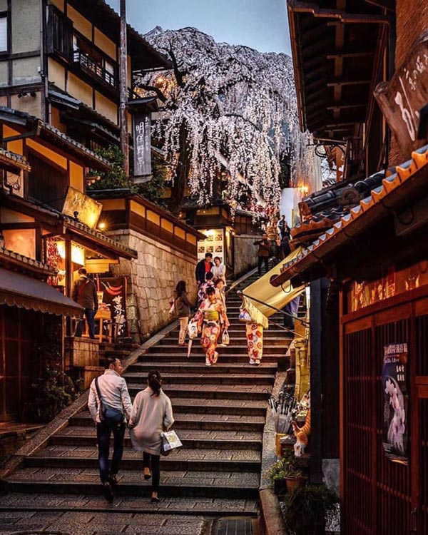 Góc phố đẹp như thơ ở Kyoto