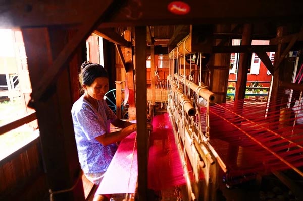 Myanmar - hanh trinh di ve phia mat troi