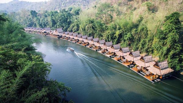 Ngôi làng thơ mộng bên sông gần Bangkok, Thái Lan