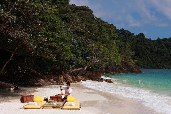 Resort Thái Lan nơi bạn được phục vụ bữa ăn lơ lửng giữa rừng
