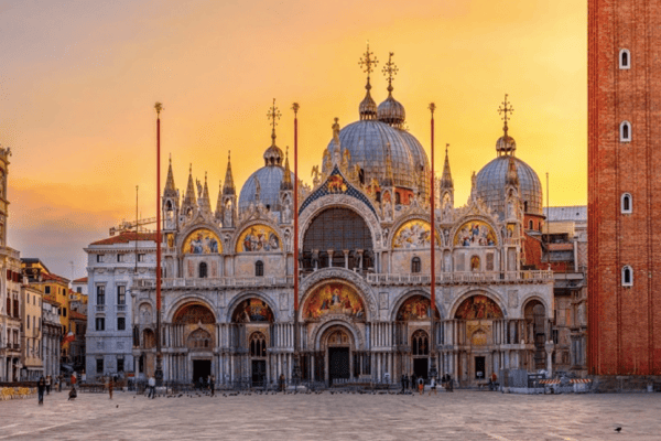 Tour Du Lịch Châu Âu 3 Nước: Pháp – Thụy Sĩ – Ý – Vatican 10 Ngày 8 Đêm