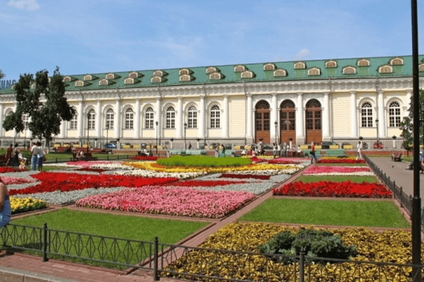 du-lich-nga-8n7d-matxcova-st-petersburg