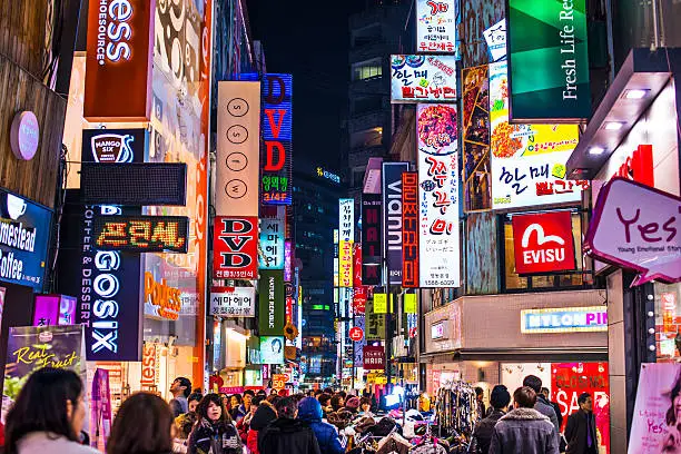 Chợ Myeongdong